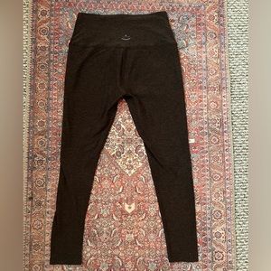Beyond Yoga high waisted midi legging size medium